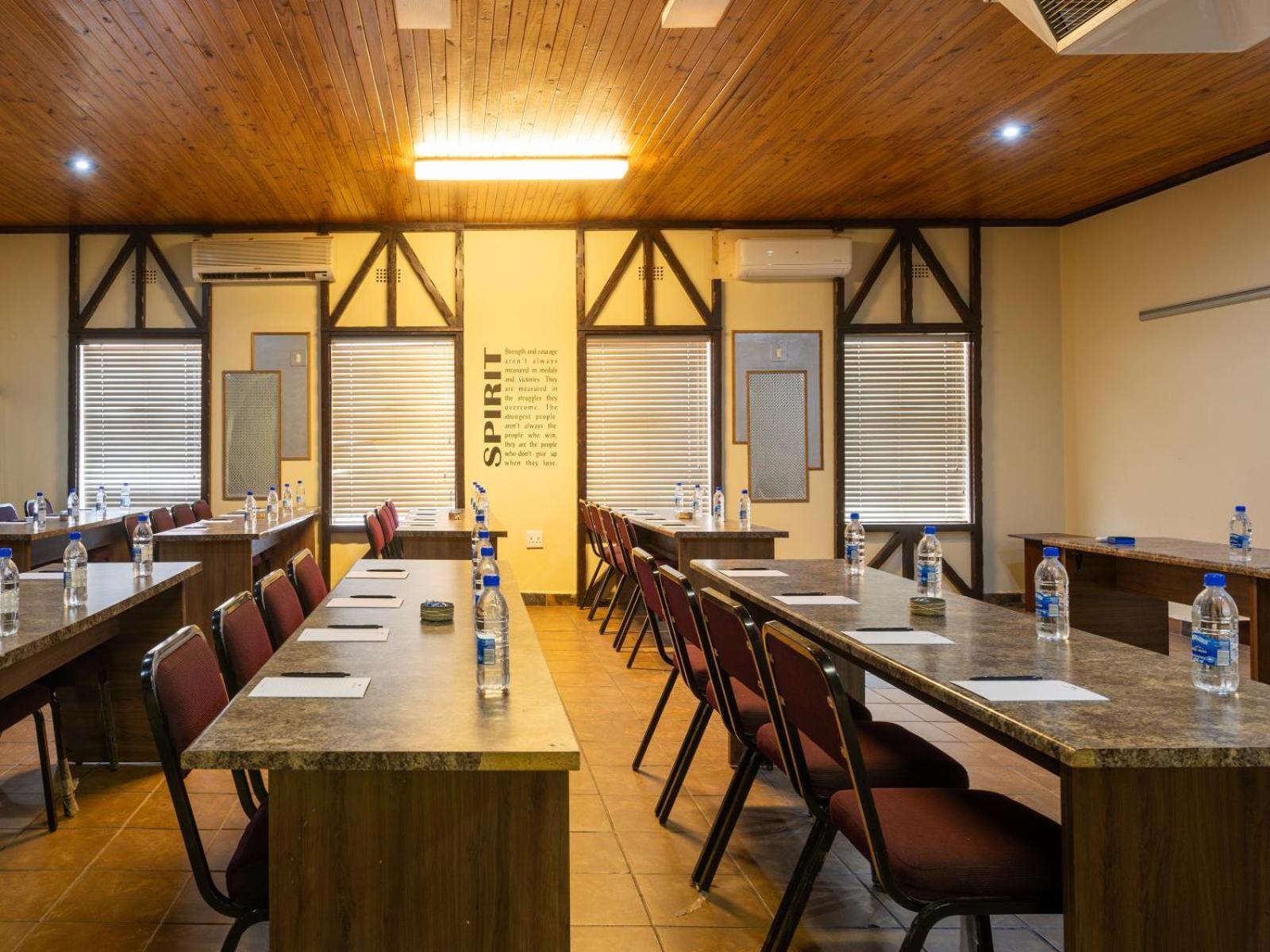 Kuruman Lodge ภายนอก รูปภาพ