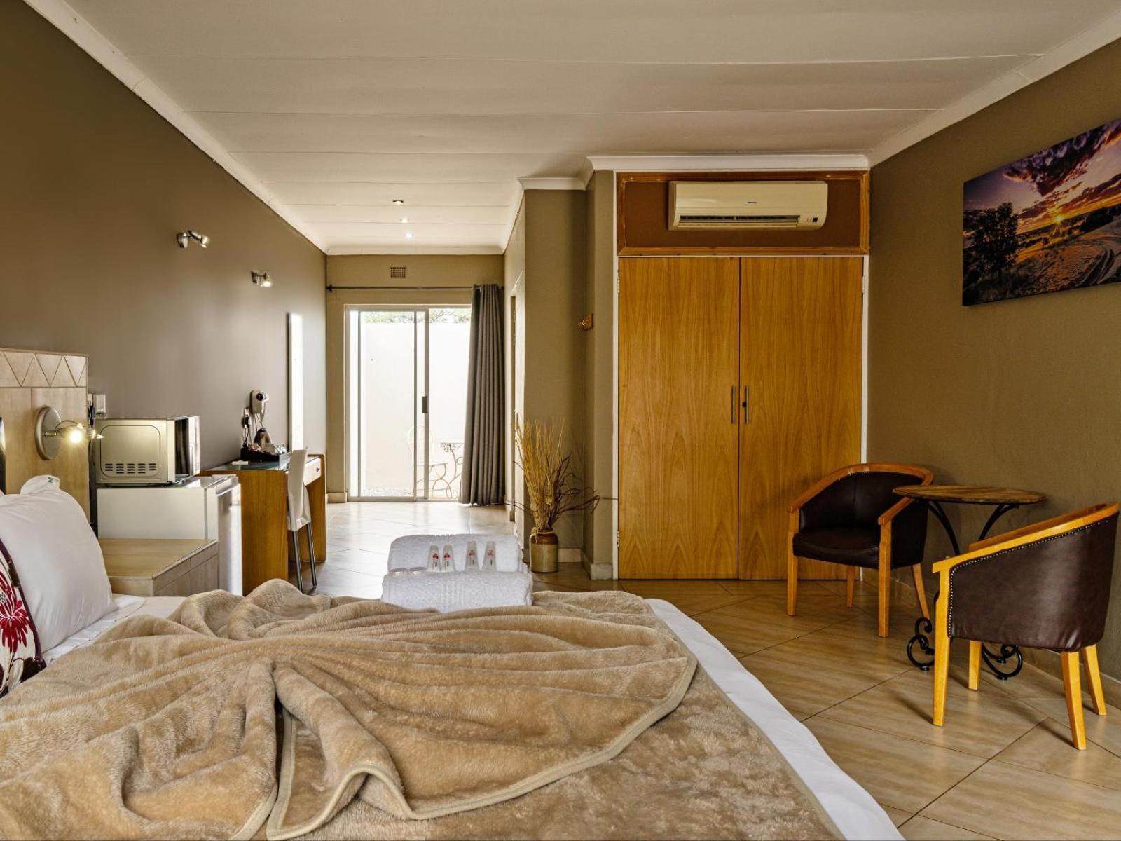 Kuruman Lodge ภายนอก รูปภาพ