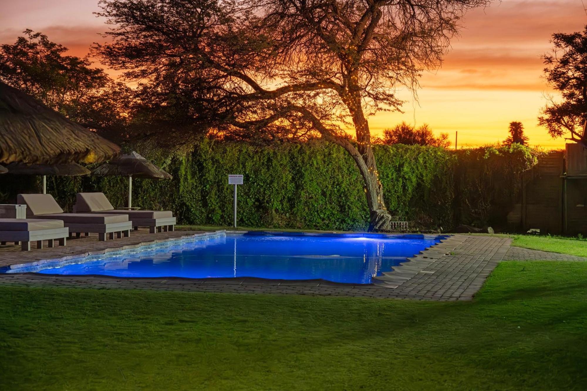 Kuruman Lodge ภายนอก รูปภาพ
